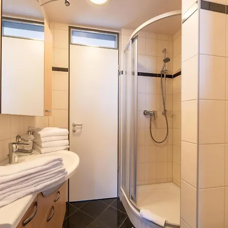 Apartment Geschmackvoll Eingerichtetes *